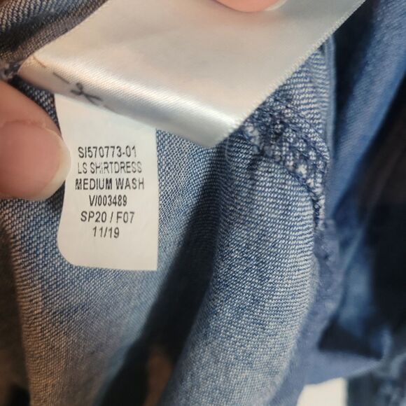 Old Navy Chambray Long Sleeve Shirt Dress Women's Medium Blue Classic Preppy - Picture 8 of 10